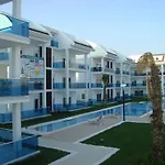 Side Aqua Garden Residence