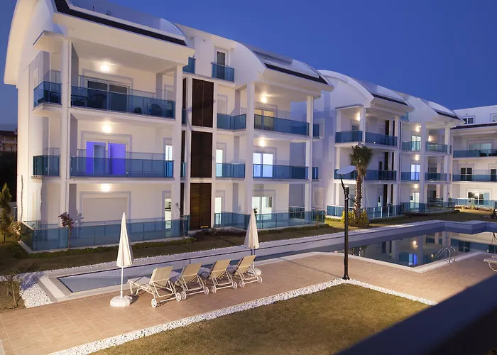 Side Aqua Garden Residence