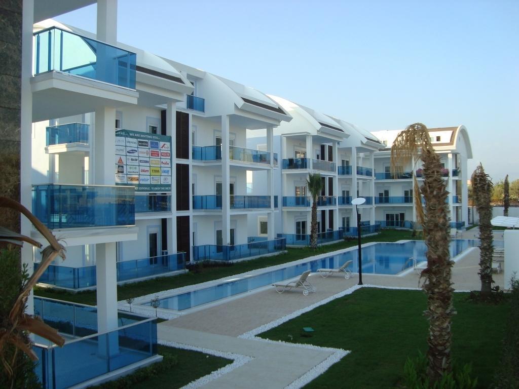 Aqua Garden Side